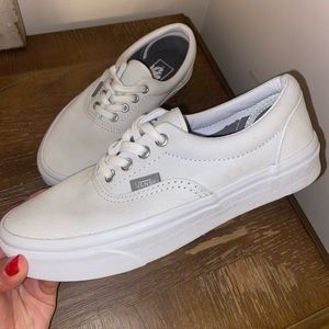 Womens ‘Authentic’ white Vans